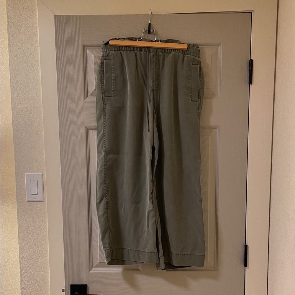 LOFT Green Chinos - Wide Leg and Cropped Length